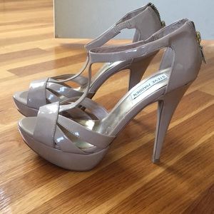 Steve Madden Patton Leather Platform Heels in Nude